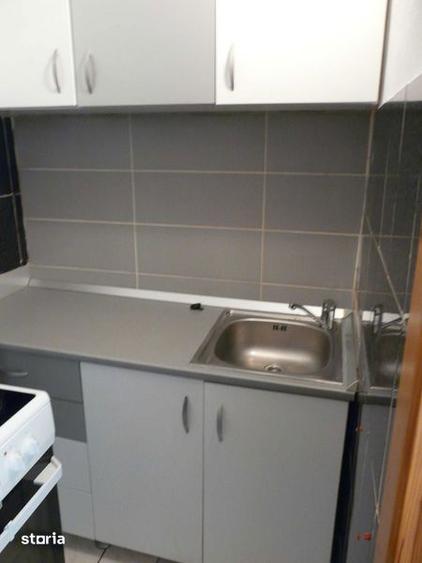 Persoana fizica inchiriez garsoniera marasti renovata,pret 200 eur - 3