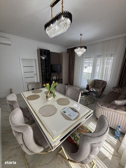 Casă cu 3 camere în Vladimirescu