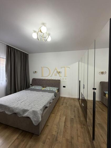 Duplex cu 3 camere cu Canalizare în Între Lacuri