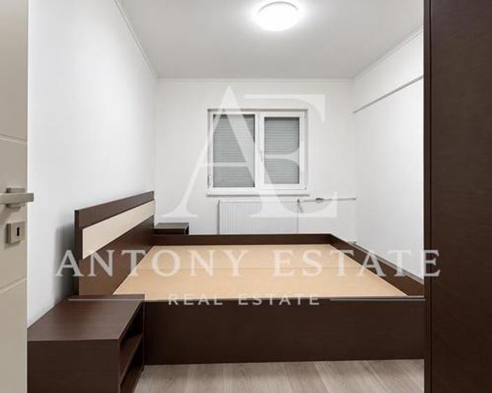 Apartament cu 3 camere decomandat în Decebal