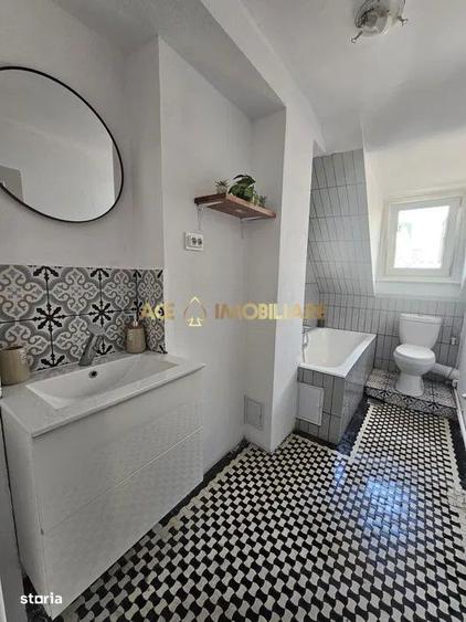 Apartament cu 3 camere, mobilat în Victoriei