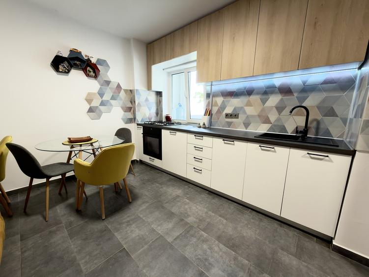 Apartament cu 2 camere semidecomandat, mobilat în Lacul Tei