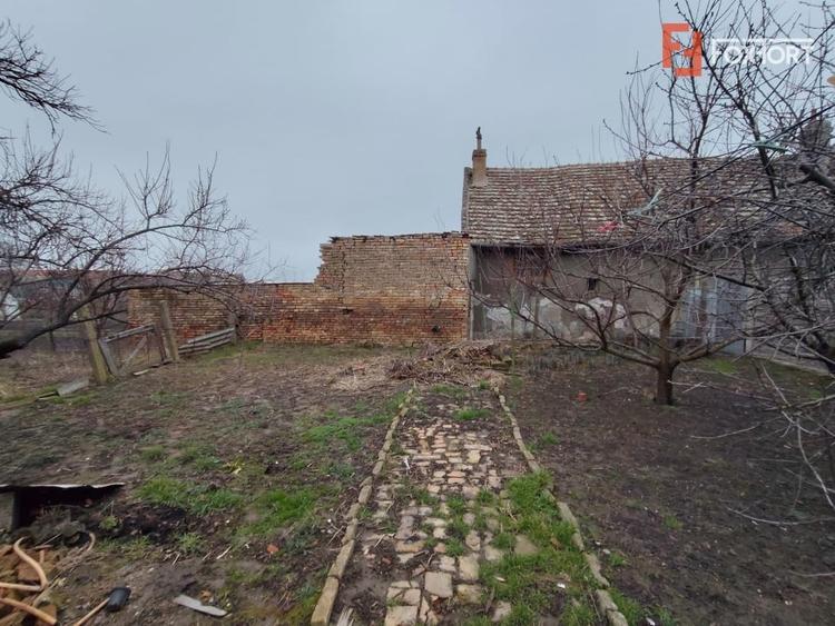 Casă individuală cu 3 camere cu Canalizare în Jimbolia