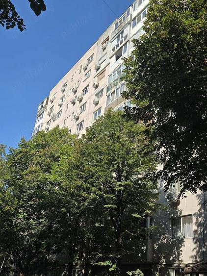 Garsonieră semidecomandată în Brâncoveanu