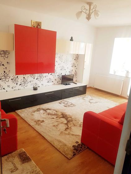 Apartament cu 2 camere decomandat în Tudor