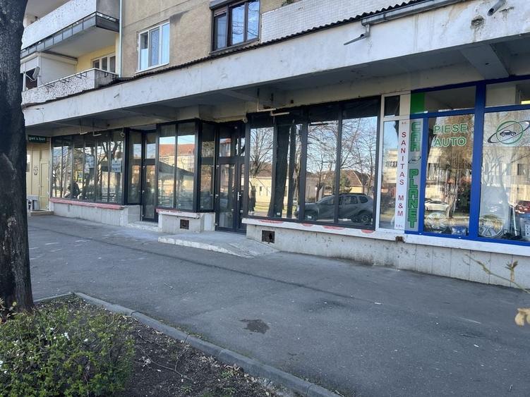 Spațiu comercial, de 88 mp, în Cloșca