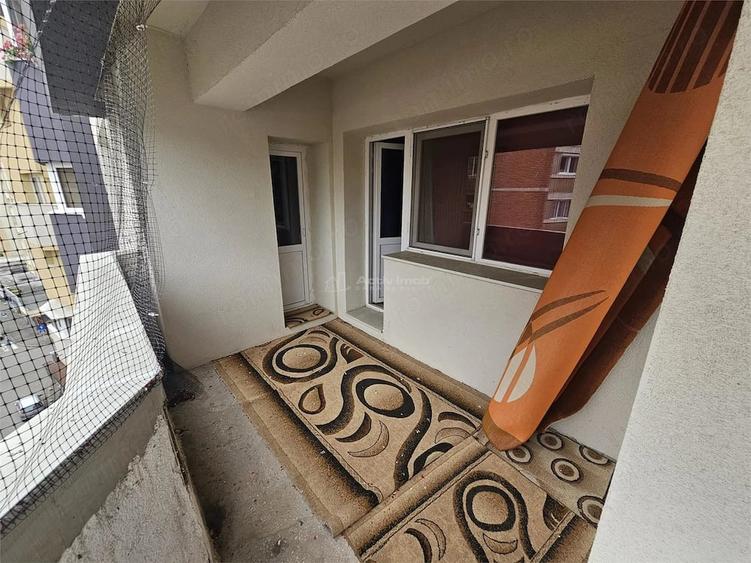 Apartament cu 3 camere decomandat în Ultracentral