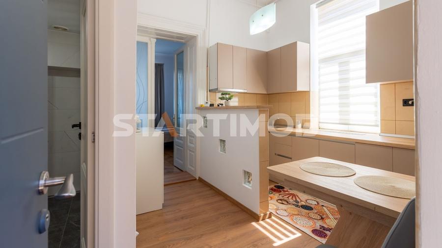 Apartament cu 2 camere semidecomandat în Centrul Istoric