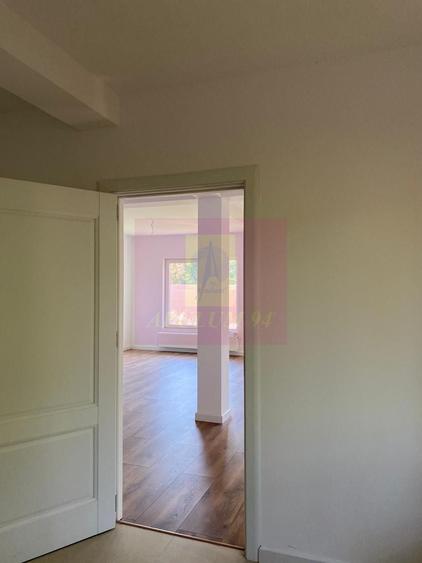 Duplex cu 4 camere cu Canalizare în Mogoșoaia