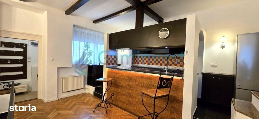 Apartament cu 4 camere decomandat în Ultracentral