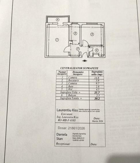 Apartament cu 4 camere decomandat în Lacul Tei