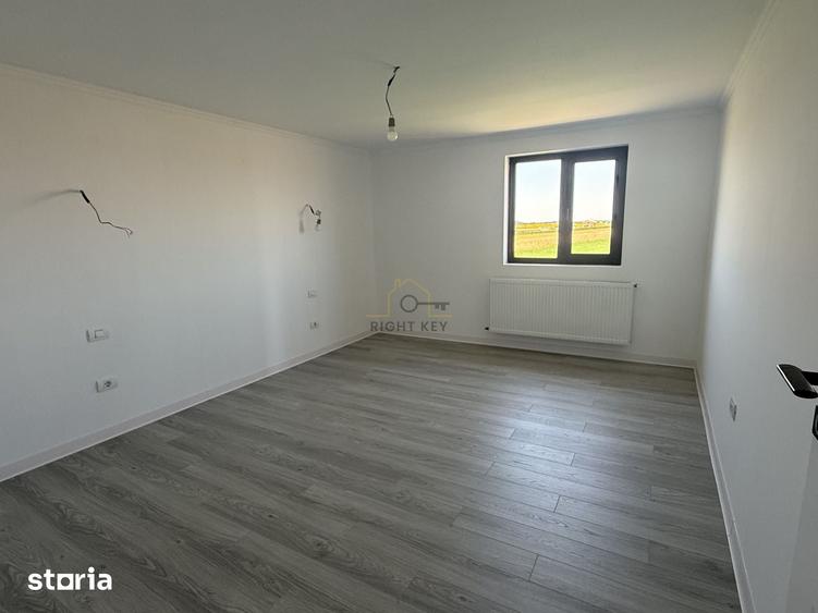 Casă cu 4 camere cu Teren 412 Mp în Țegheș