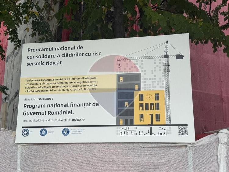 Apartament cu 3 camere semidecomandat în Titan