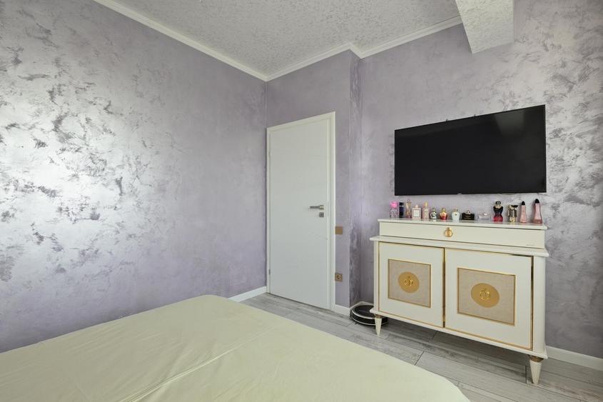 Penthouse cu 3 camere, mobilat în Central
