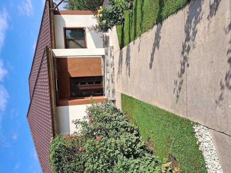 Casă cu 2 camere cu Teren 800 Mp în Șendreni
