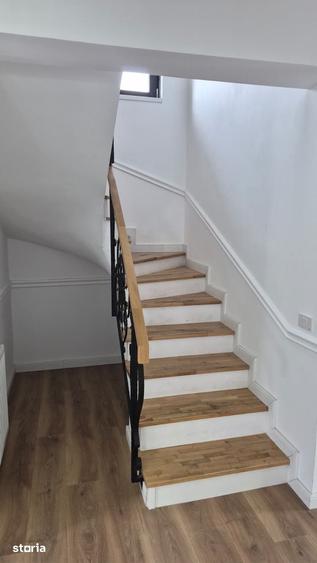 Casă cu 4 camere cu Teren 360 Mp în Snagov