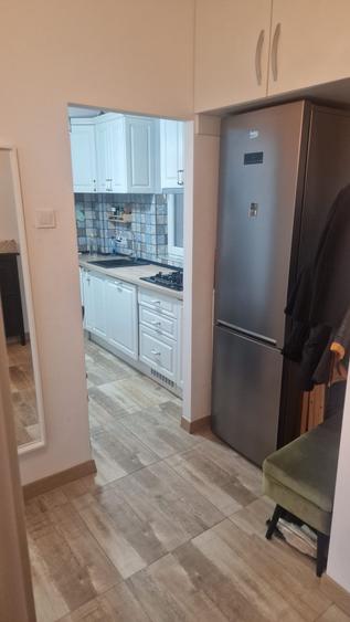 Apartament cu 3 camere circular, mobilat în Ultracentral