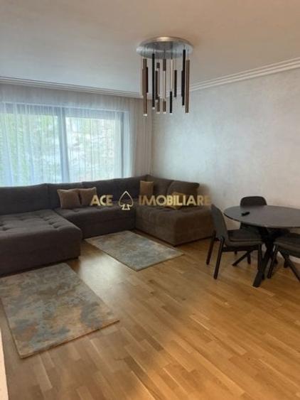 Apartament cu 3 camere decomandat, mobilat în Pipera