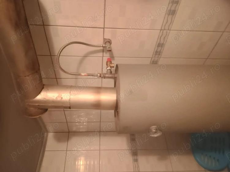 Casă cu Teren 2400 Mp în Dobra