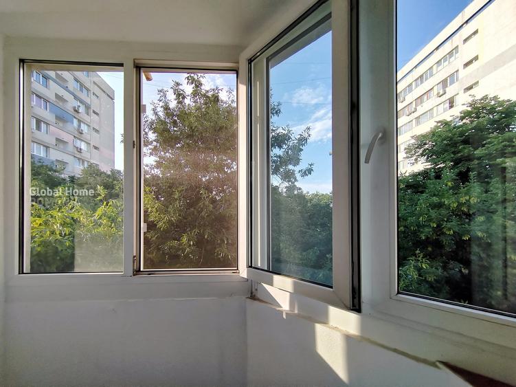 Apartament cu 4 camere decomandat în Floreasca