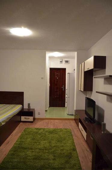 Garsonieră semidecomandată, mobilată în Iancului
