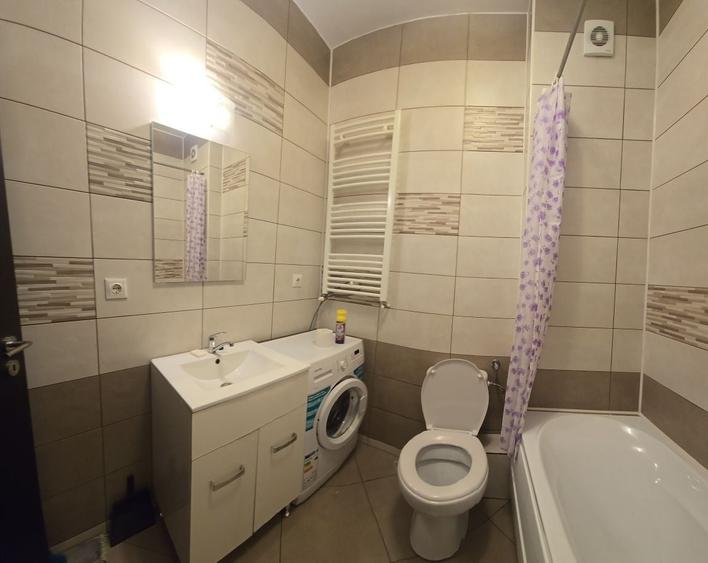 Garsonieră decomandată în Lotrioara