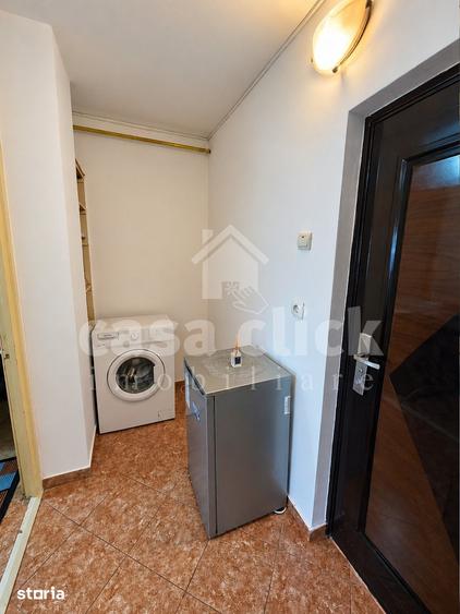 Garsonieră decomandată în Central