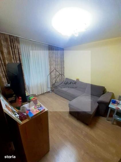 Apartament cu 2 camere decomandat în Obor