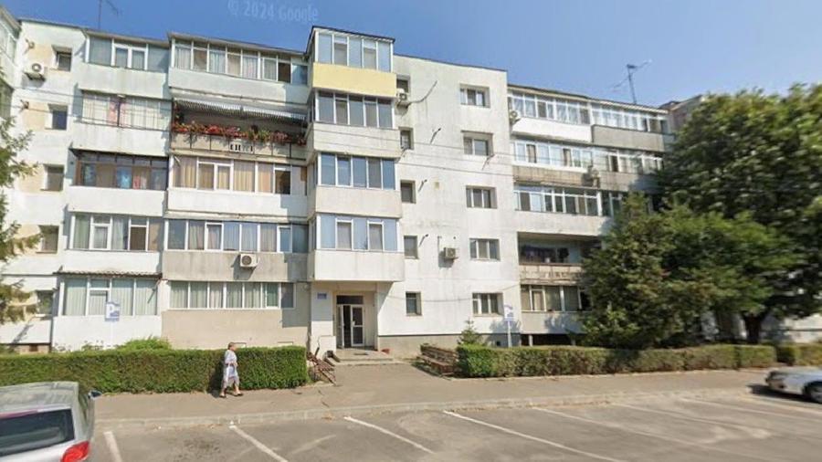 Apartament cu 2 camere decomandat în Trivale