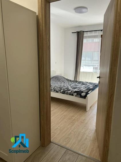 Apartament cu 2 camere semidecomandat în Metalurgiei