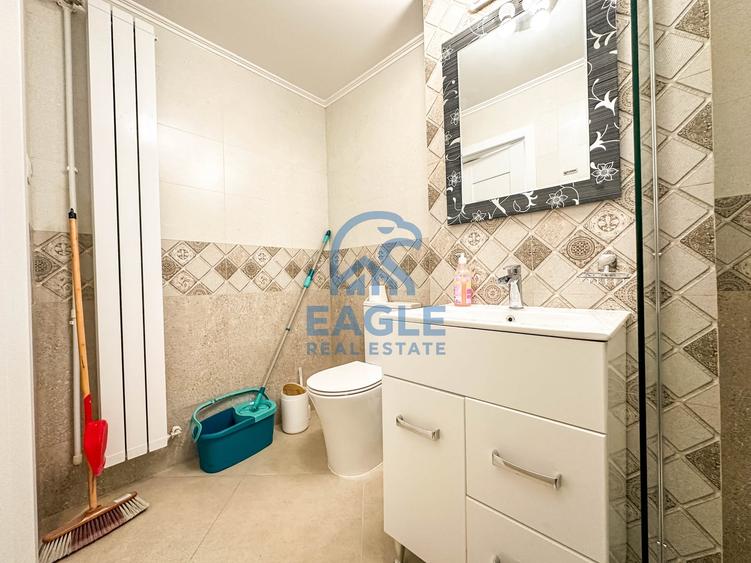 Apartament cu 3 camere decomandat, mobilat în Faleza Nord