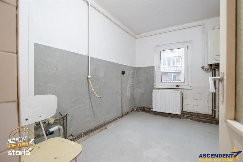 Apartament cu 2 camere decomandat în Central
