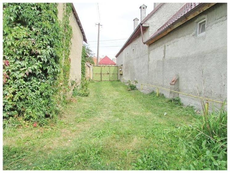 Casă individuală cu 5 camere cu Canalizare în Vlădeni