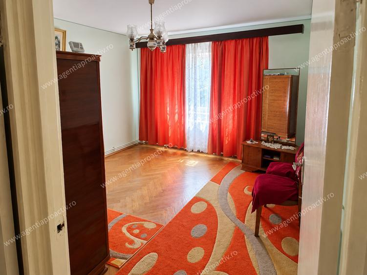 Apartament cu 2 camere decomandat în Mazepa 2