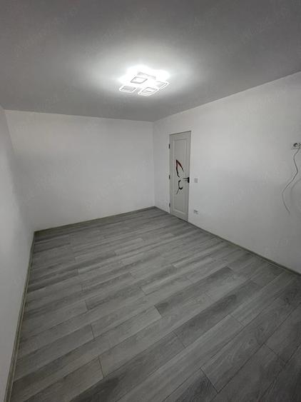 Garsonieră decomandată în Muntenii de Sus