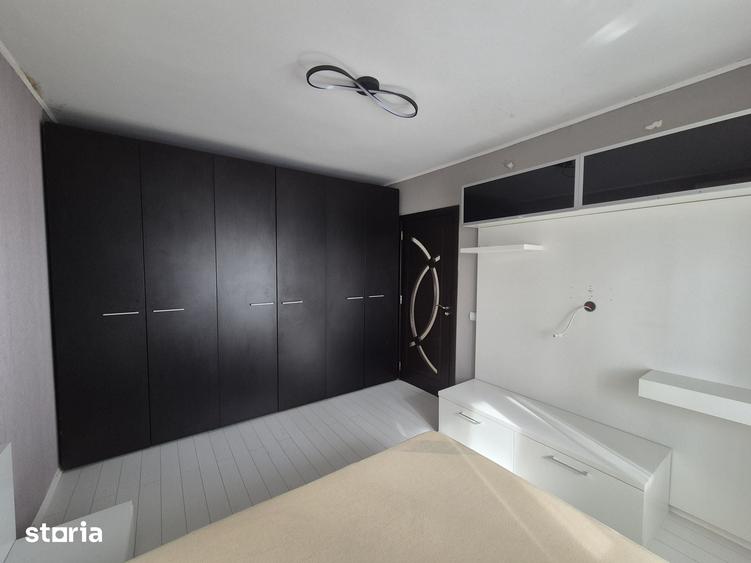 Apartament cu 2 camere decomandat în Apărătorii Patriei