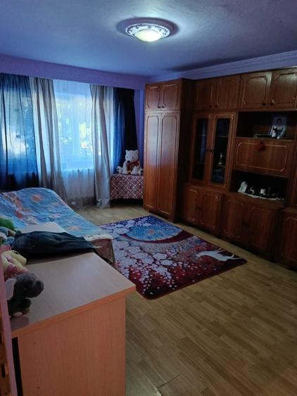 De inchiriat Apartament doua camere - 2