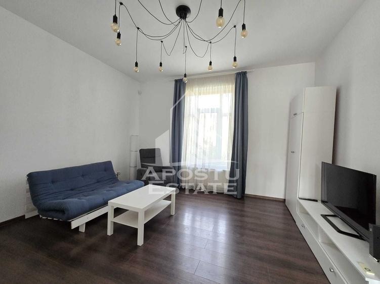 Casă individuală cu 3 camere cu Canalizare în Semicentral