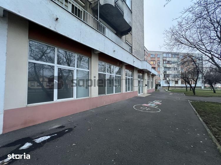 Spațiu comercial, de 230.57 mp, în Cantemir