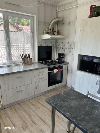Casă cu 6 camere cu Teren 540 Mp în Central
