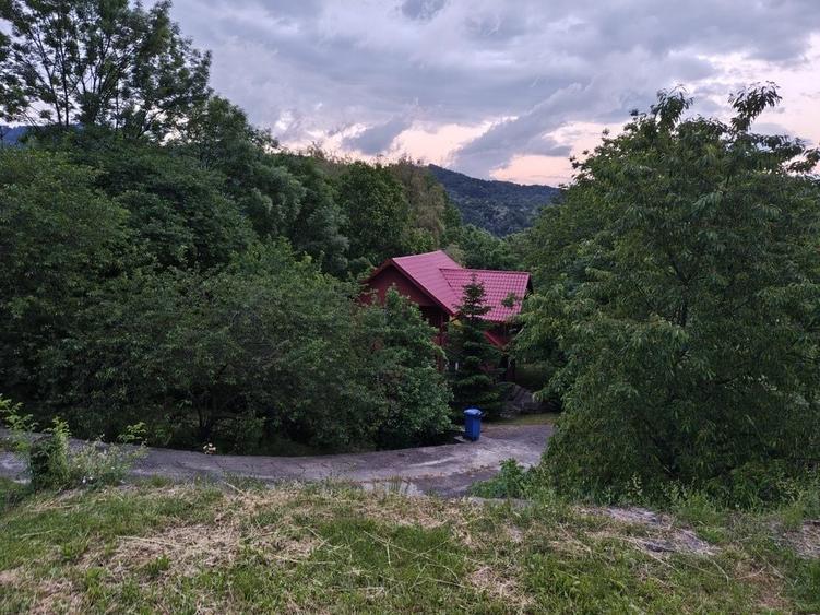 Casă cu 4 camere cu Teren 1500 Mp în Breaza de Sus