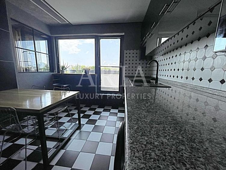 Penthouse cu 3 camere decomandat în Herăstrău
