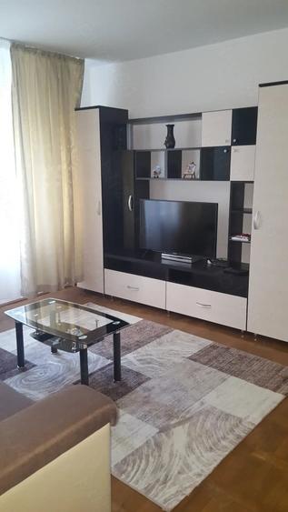 Apartament cu 3 camere semidecomandat în Chibrit