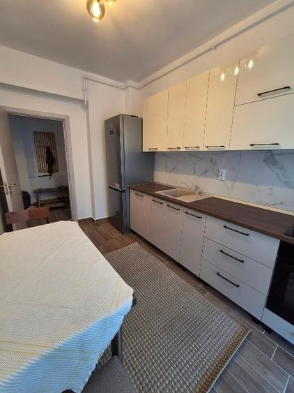Apartament cu 2 camere decomandat, mobilat în Theodor Pallady