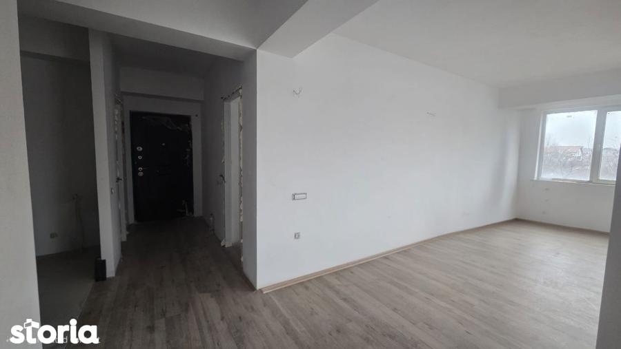 Apartament cu 3 camere în Băneasa