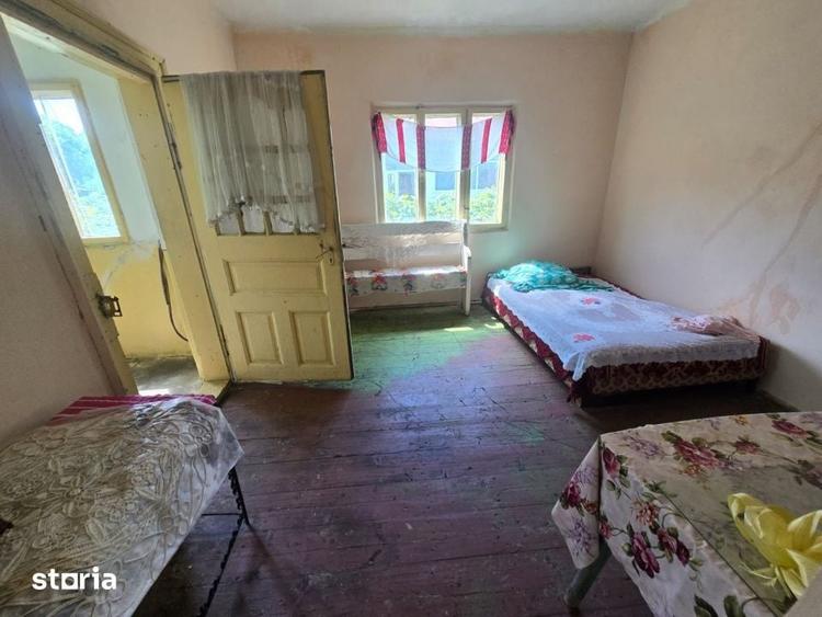 Casă cu 2 camere cu Teren 4200 Mp în Băbana