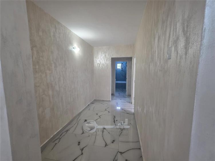 Apartament cu 3 camere decomandat în Alexandru cel Bun