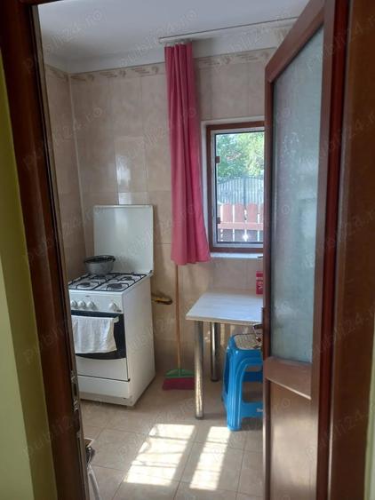 Casă cu 3 camere cu Teren 200 Mp în 23 August