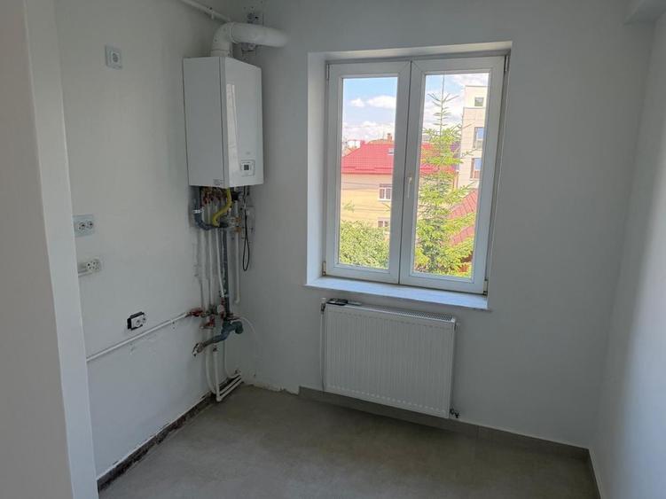 Apartament cu 2 camere semidecomandat în Horea