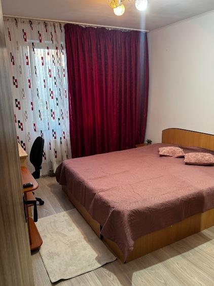 Apart 3 cam LANGA METROU - 3